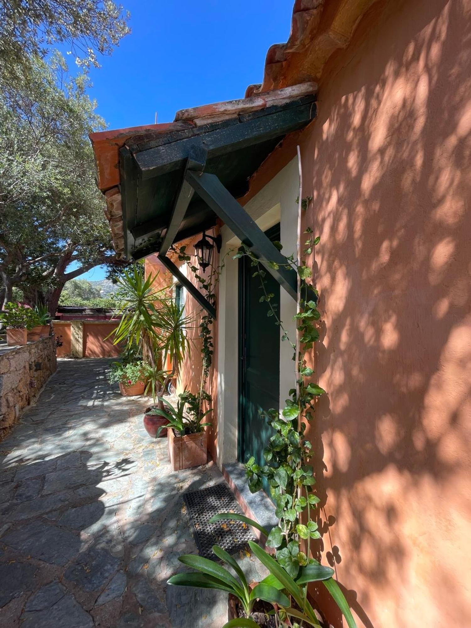 Villa Antonia Calvi  Extérieur photo